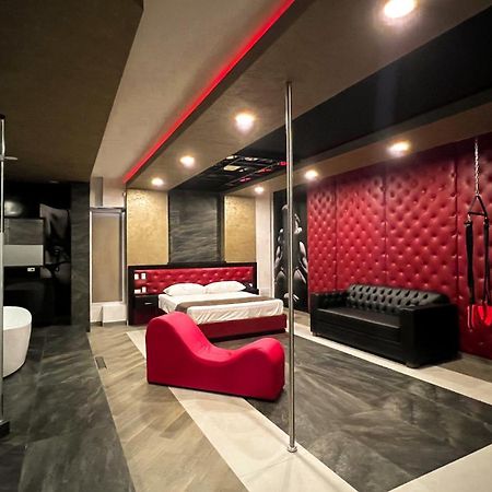 Motel Boutique Qatro Ensenada Luaran gambar
